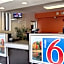 Motel 6-Middleburg Heights, OH - Cleveland