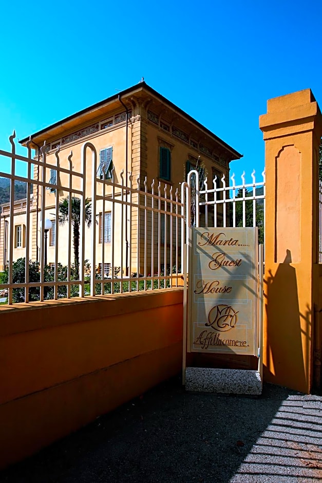 Marta Guest House