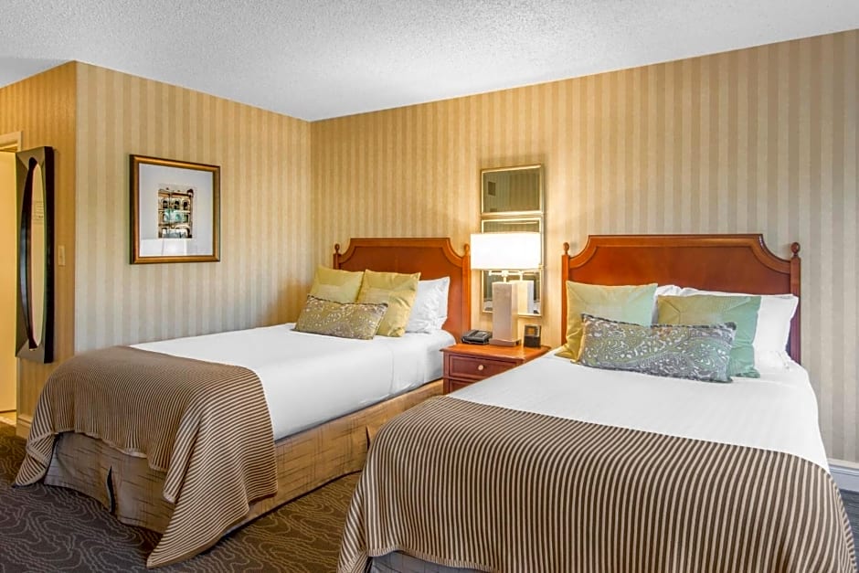 Omni Charlottesville Hotel