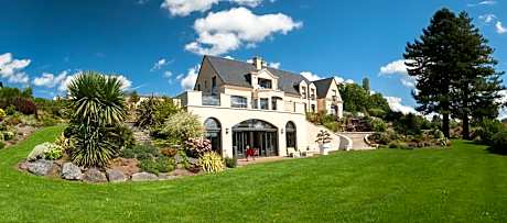 Le Domaine Des Chevaliers De Malte Hotel