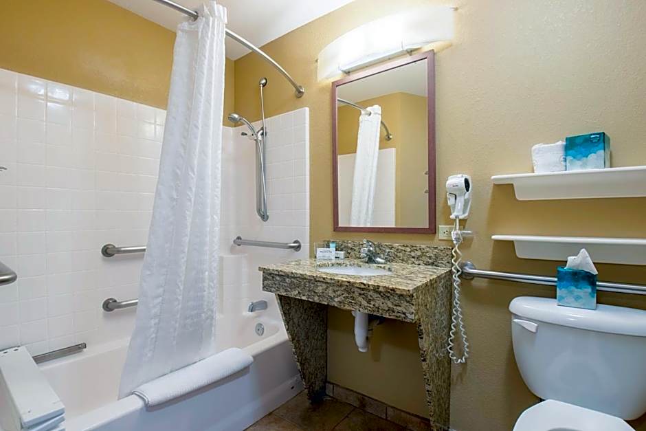 Western Slope Suites Parachute