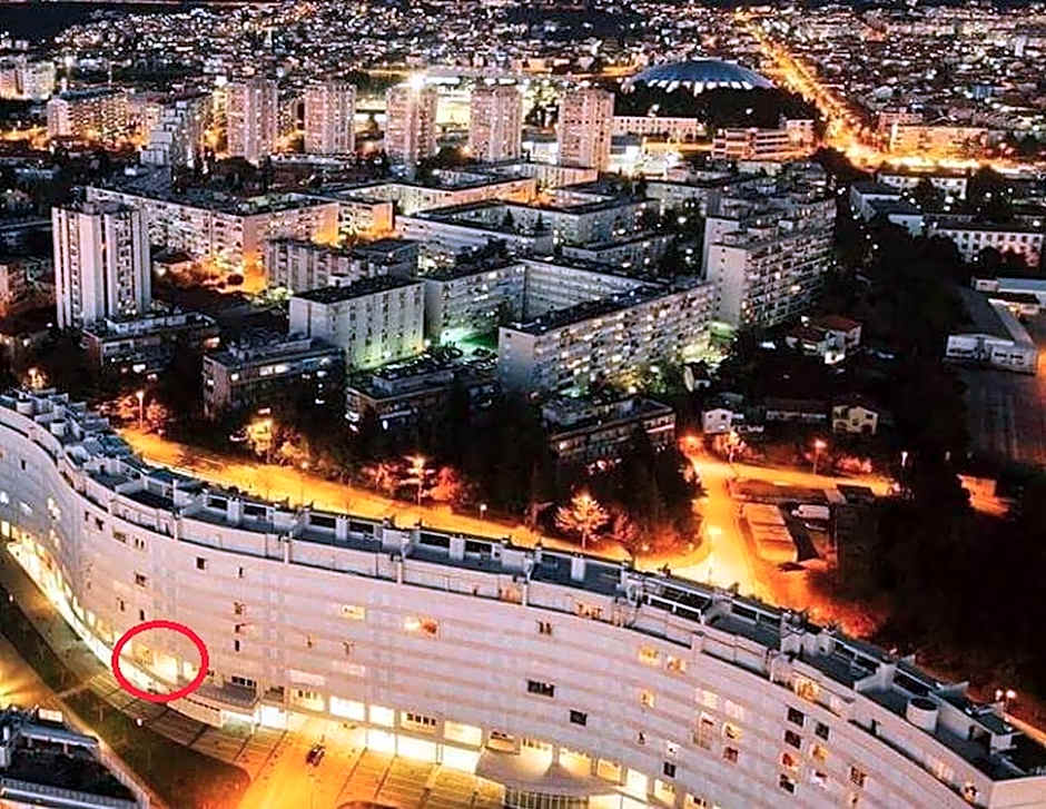 Sky & Sun Luxury Rooms