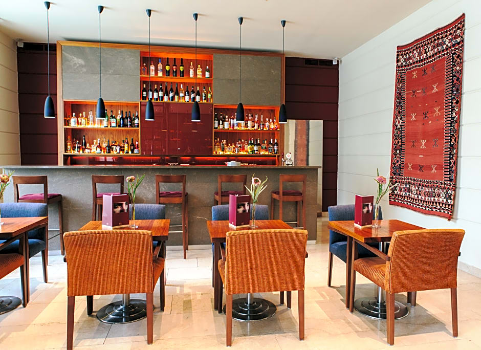 Miiro Palais Rudolf NEW OPENING	