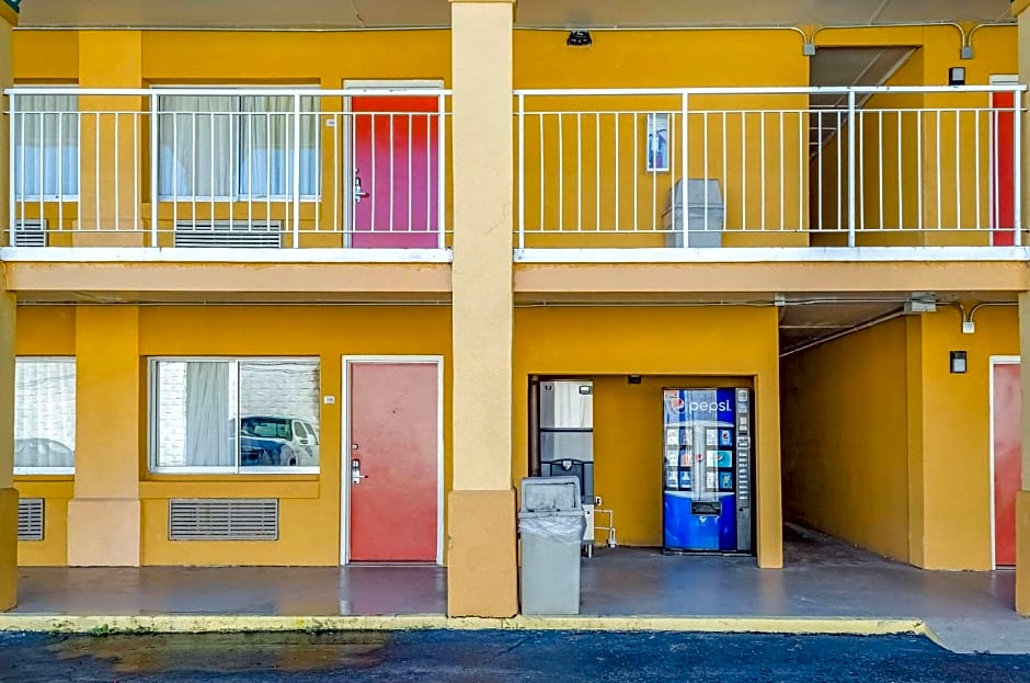 Quality Inn Charleston - West Ashley