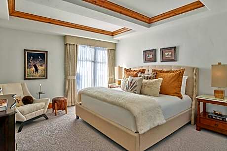 3 Bedroom Penthouse Suite, Bedroom 1: 1 King, Bedroom 2: King, Bedroom 3: King, Slopeside view