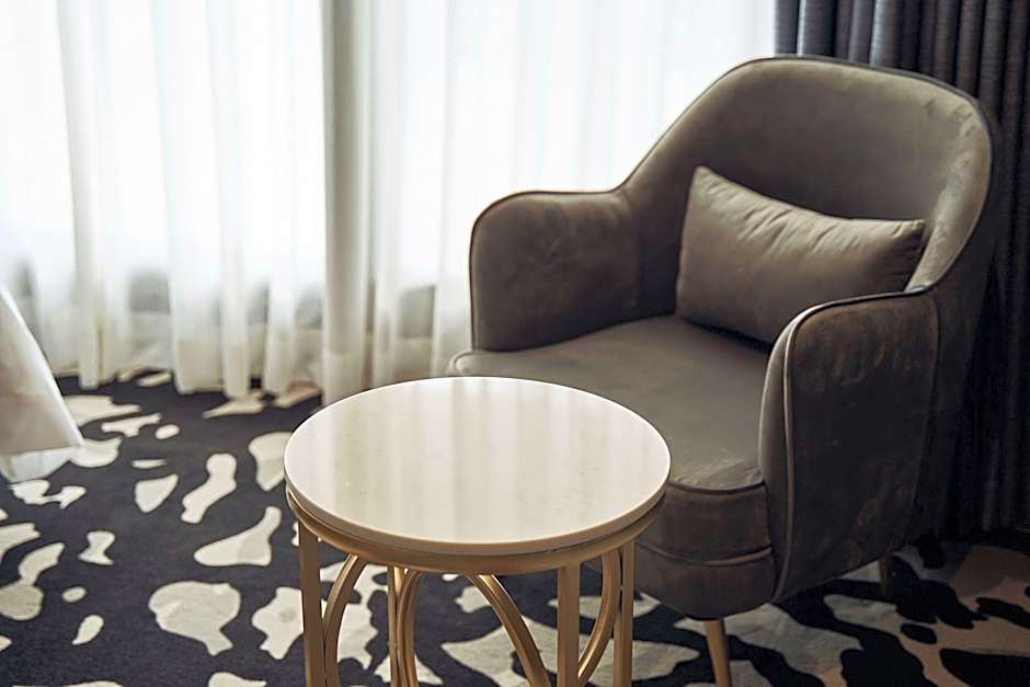 Best Louis Hamilton Hotel westbusan