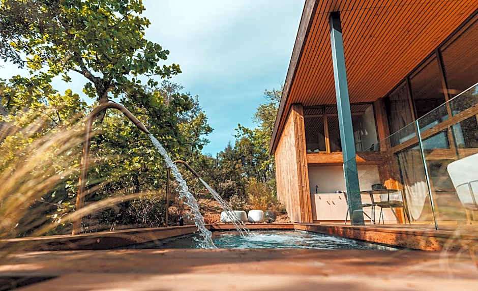 Souki ~ Lodges & Spa