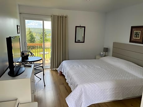 King Room with Balcony