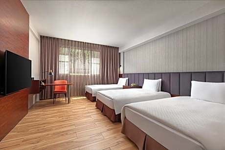 Triple Room with Three Single Beds - Non-Smoking