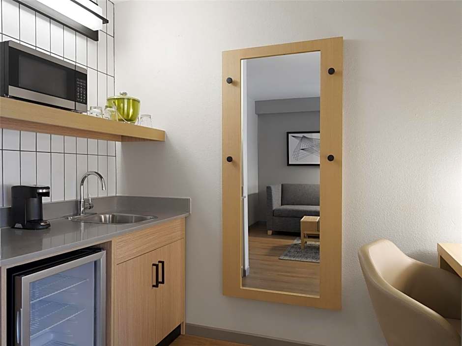 Hyatt Place Atlanta Alpharetta North Point Mall