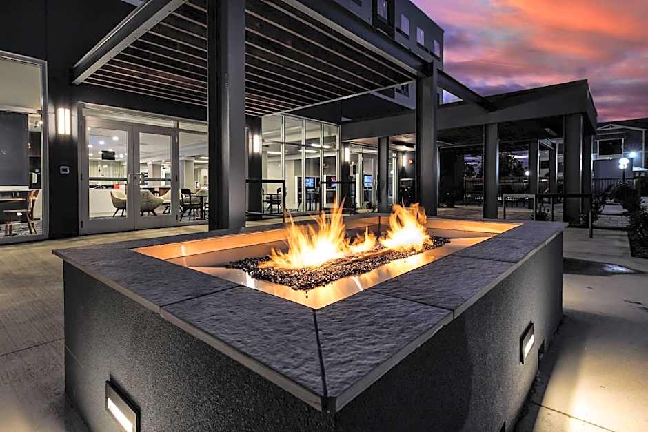 Courtyard by Marriott Pensacola I-10 West