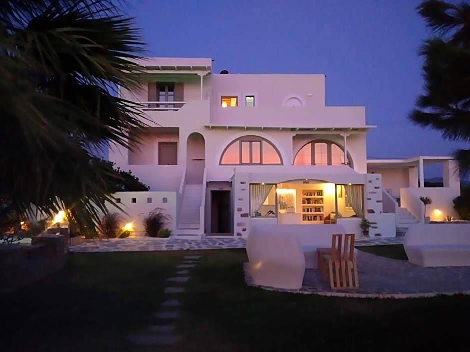 Villa Faros small hotel and restaurant