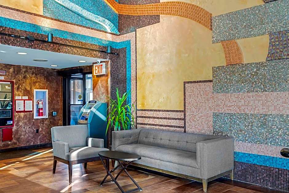 Best Western Plus Brooklyn Bay Hotel