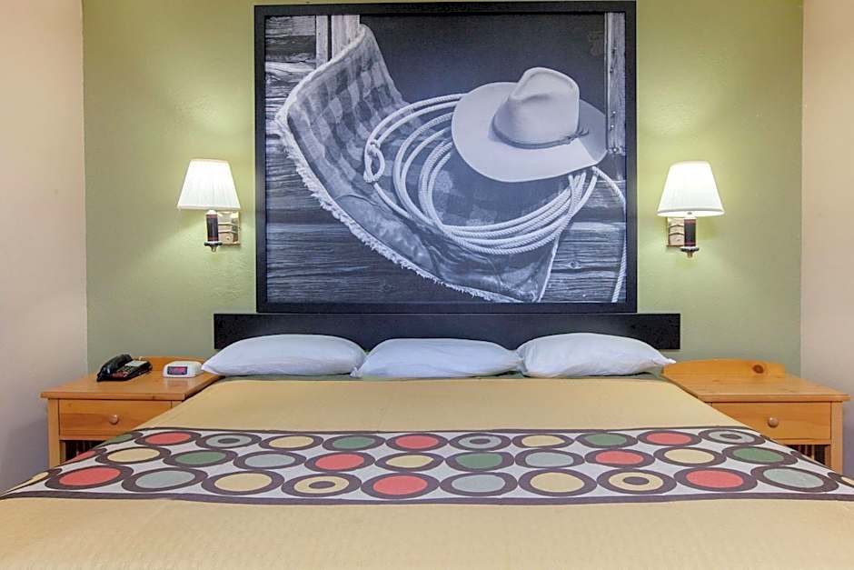 Super 8 by Wyndham Sherman