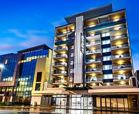 1 Bedroom Accessible Roll In Shower Non-Smoking