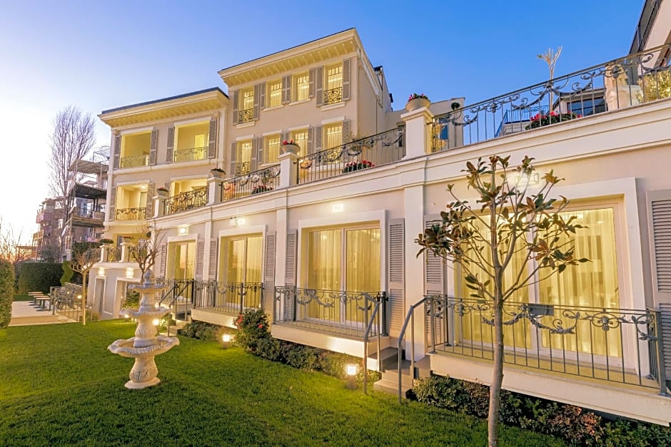 Photo 1 of 50 of Mula Hotel