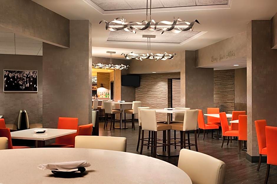 Radisson Hotel Cincinnati Riverfront