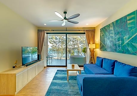 Beachfront 4-Bedroom Pool Villa