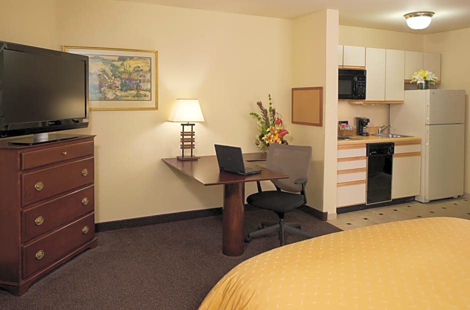 Larkspur Landing Roseville-An All-Suite Hotel