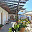 Siroco's Rooms And Studios
