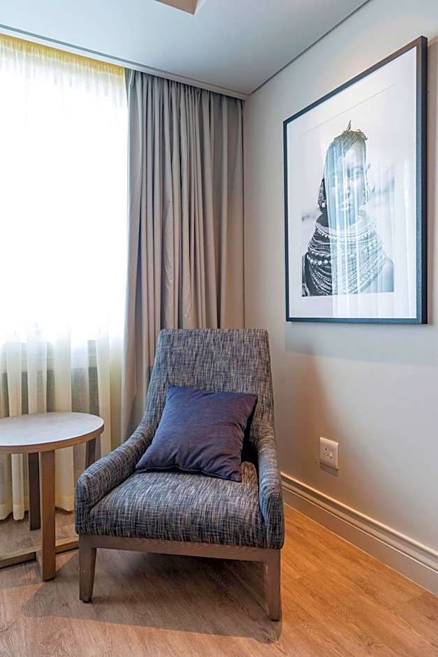 Rainbow Towers Hotel & Conference Centre