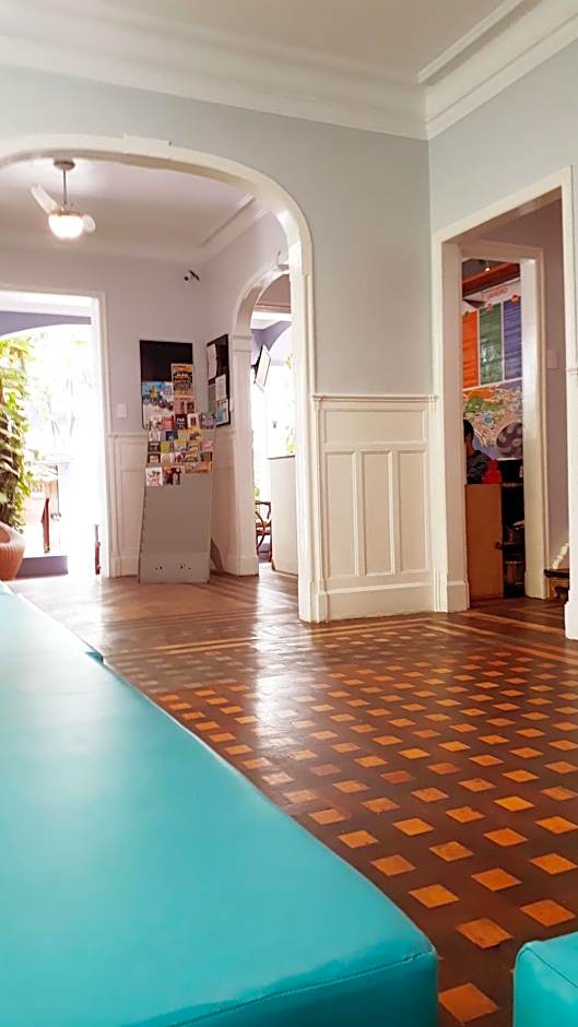 Mango Tree Ipanema Hostel