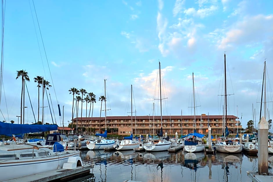 Holiday Inn Express Hotel & Suites Ventura Harbor