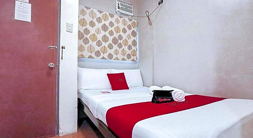 RedDoorz near KCC Mall Gensan