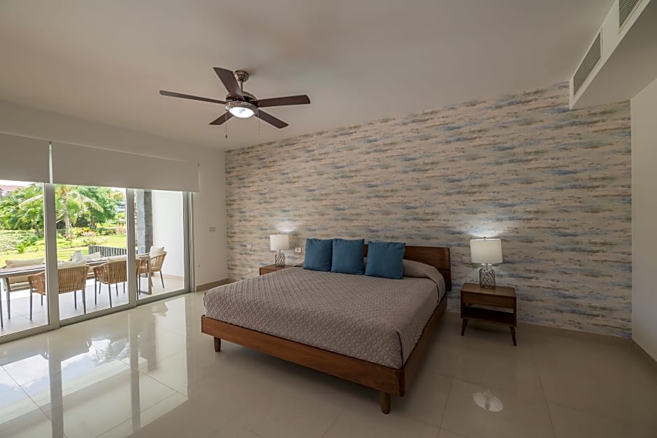 Mareazul Family Beach Condohotel