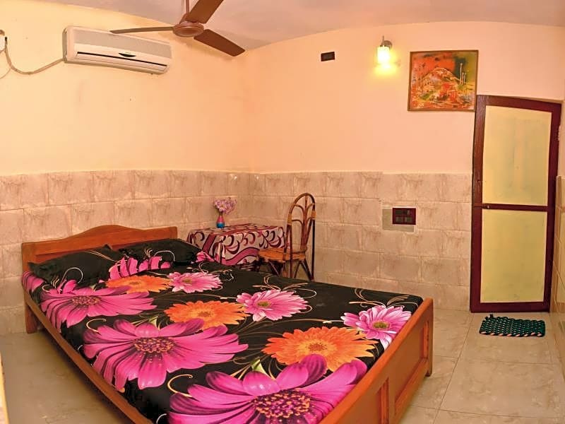 Rajalakshmi Guest House