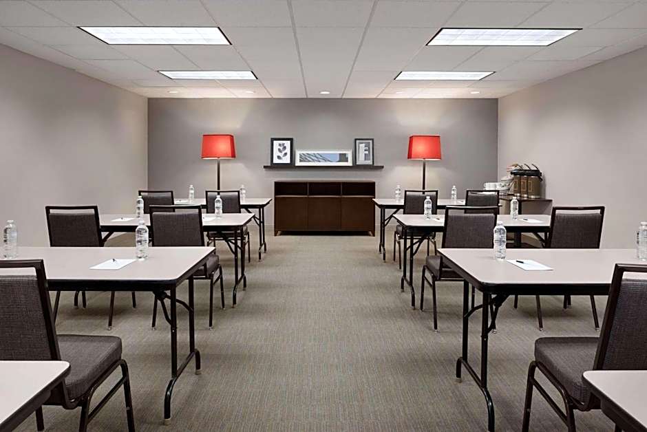 Country Inn & Suites by Radisson, Houghton, MI