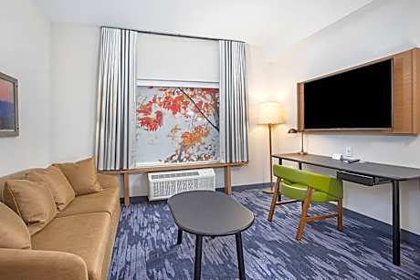 Suite, 2 Queen, Sofa bed