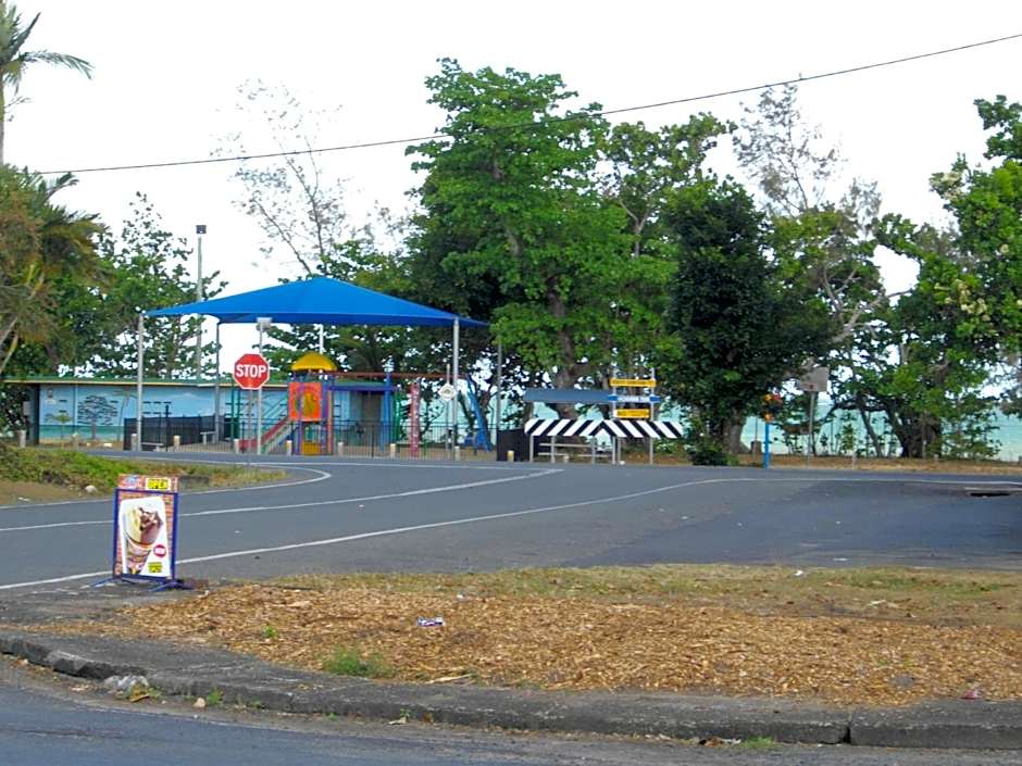 Kurrimine Beach Motel