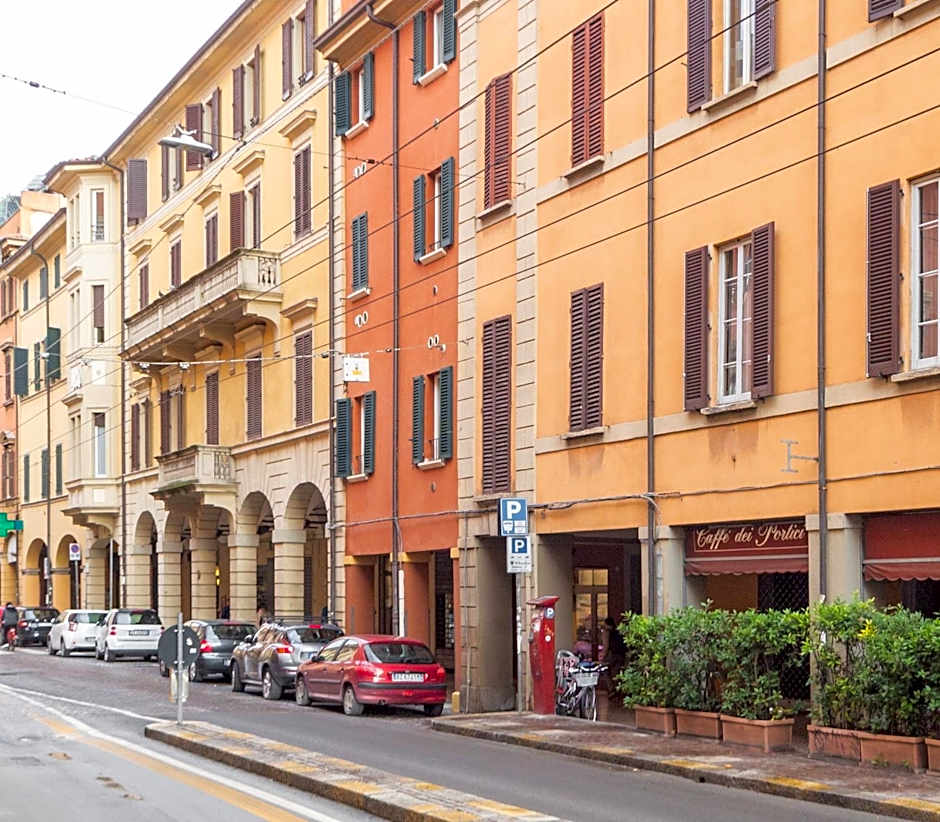 BolognaRoomscom - Santo Stefano Apartments