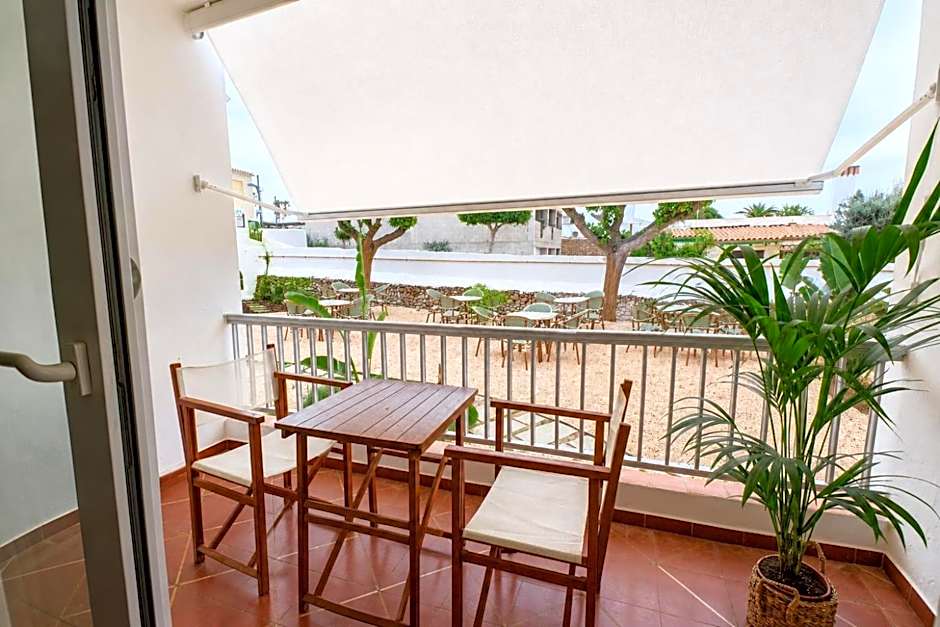 Hotel S'Algaret