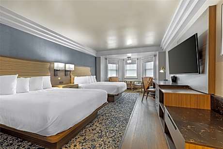 Room with Two Queen Beds, River View and Shower - Non-Smoking
