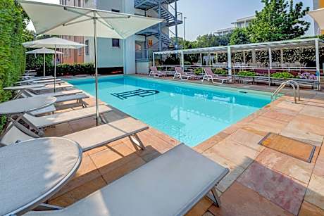 Jet Hotel, Sure Hotel Collection by Best Western