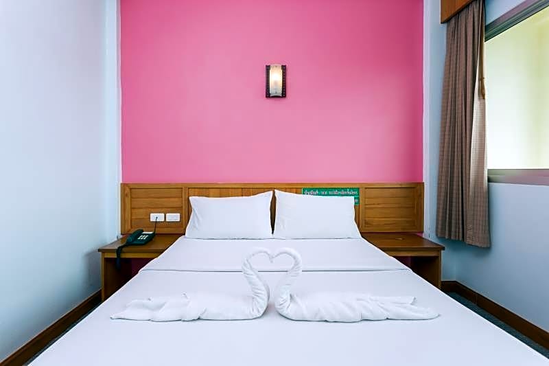 Riverside Hotel (SHA Plus)