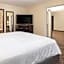 Holiday Inn and Suites Charleston West By IHG