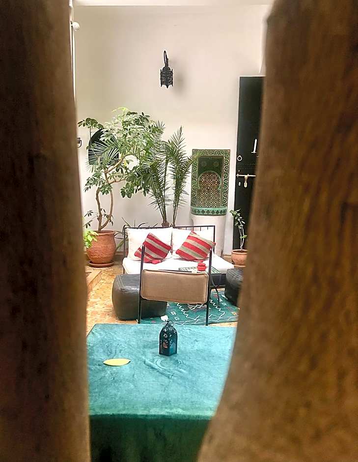 Riad ABBASSIA Marrakech Premiere - Authentic Medina Experience