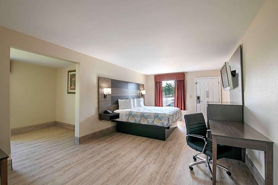 Motel 6 Macon, GA I 475