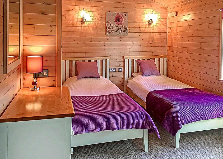 Hollybrook Lodges