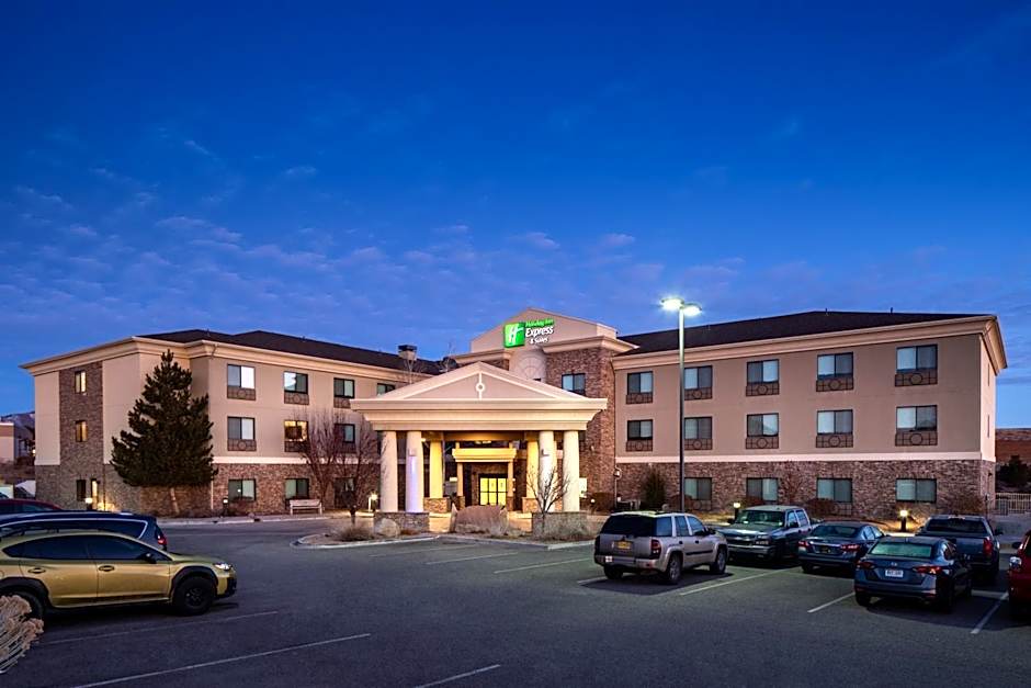 Holiday Inn Express and Suites Los Alamos Entrada Park By IHG
