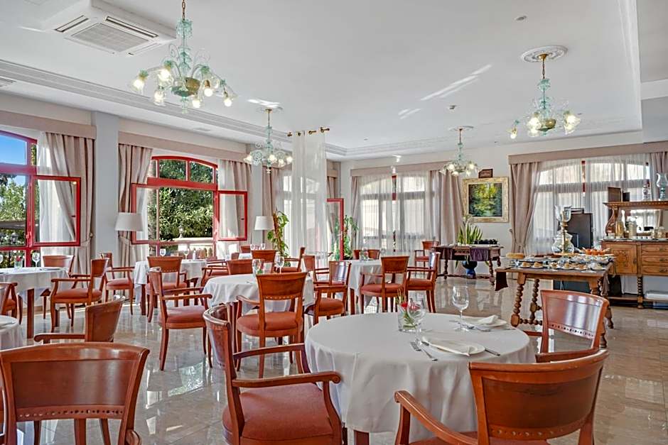 Hotel Ciutat Jardi
