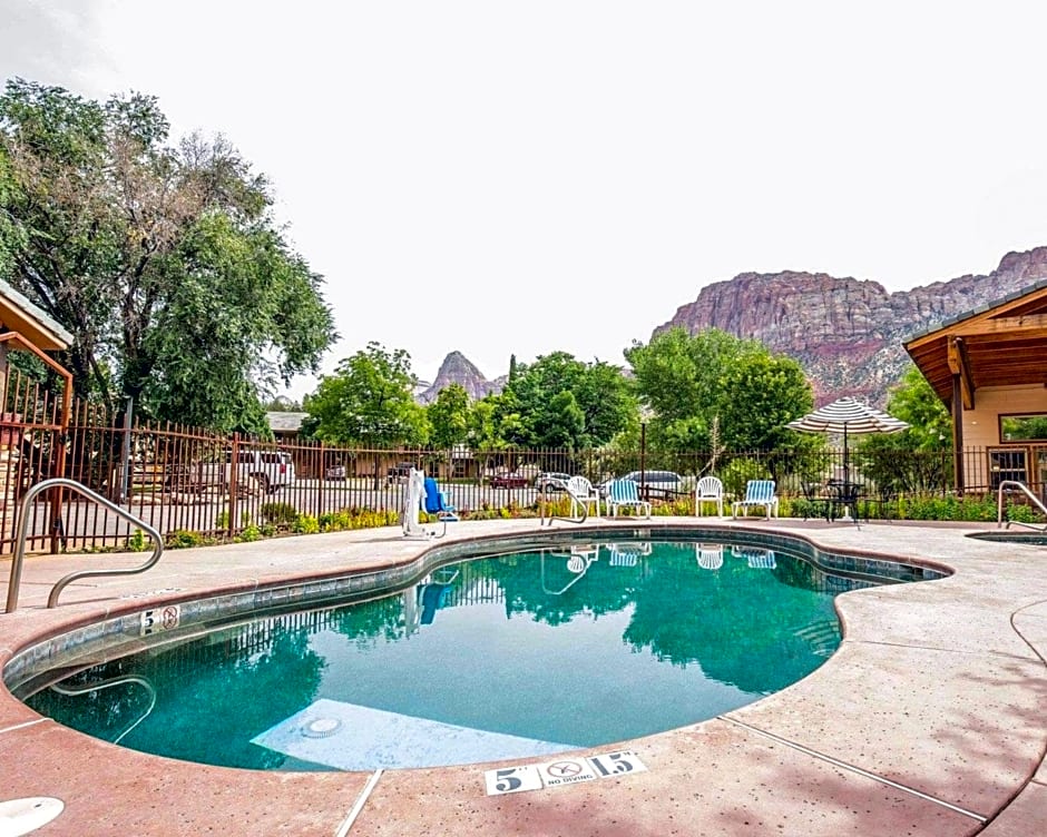Montclair Inn & Suites at Zion National Park