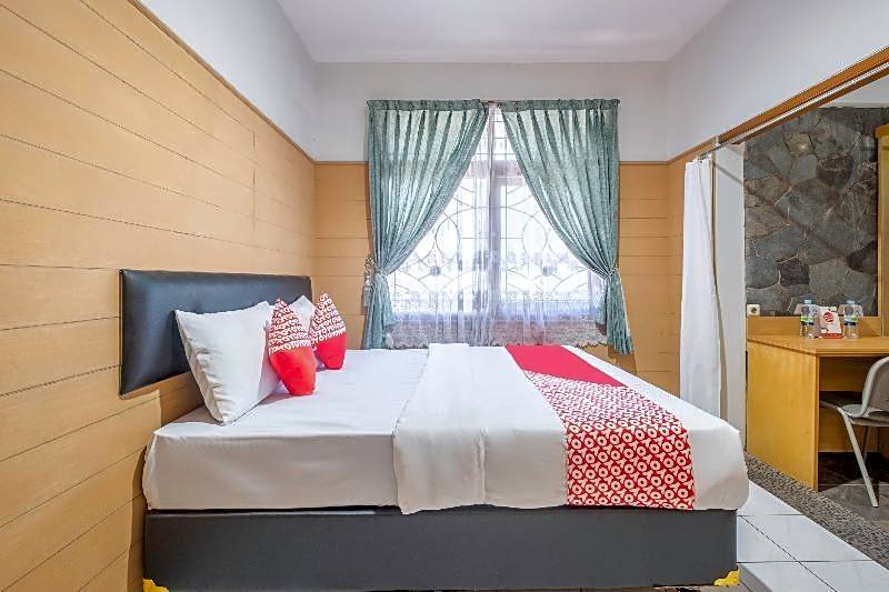 Imelda Residence Setrasari RedPartner