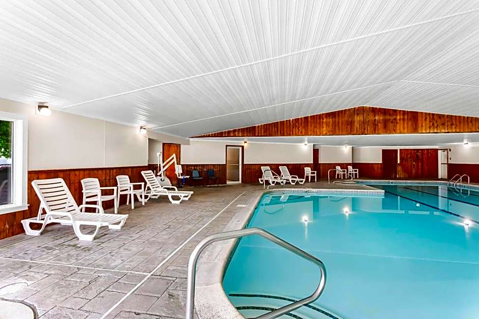 Quality Inn & Suites Gorham White Mountains