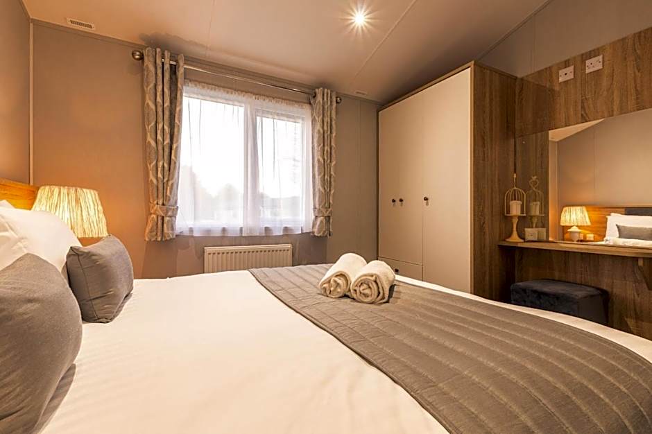 The Haven Lodge with Hot Tub