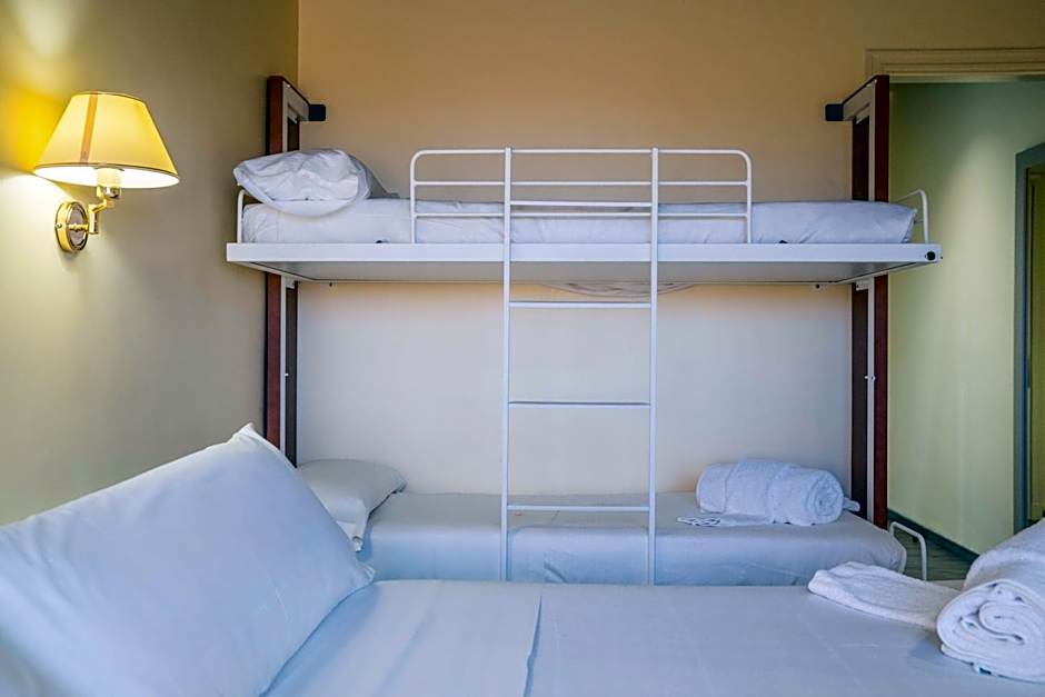 Felix Hotel