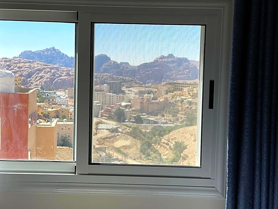 Petra Heart Hotel